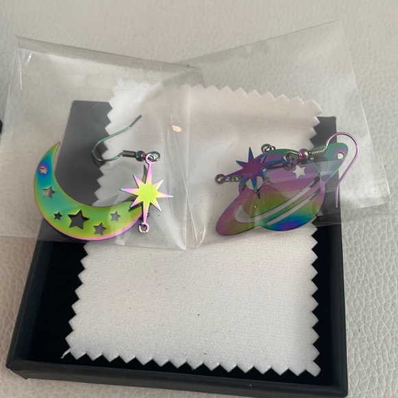 NIB rainbow Saturn and moon earrings - Picture 2 of 6